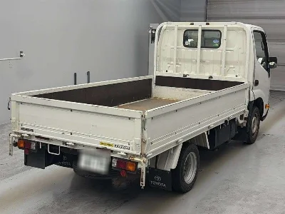 TOYOTA DYNA