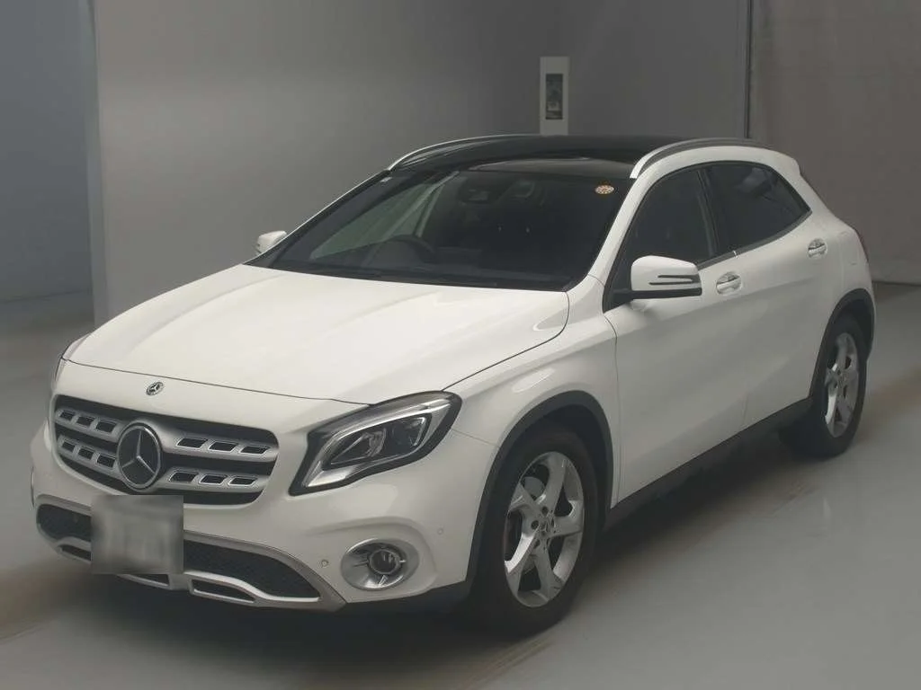 Mercedes-Benz GLA  с аукциона в Японии