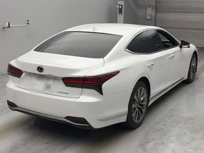 Lexus LS500h