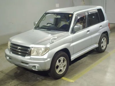 Mitsubishi Pajero iO