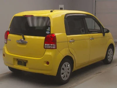 TOYOTA PORTE