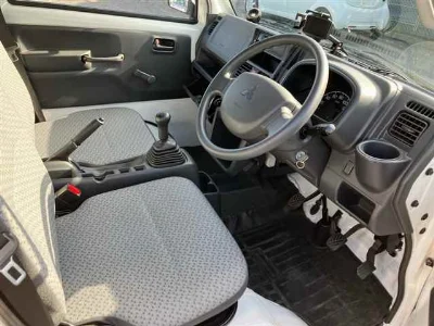 Mitsubishi Minicab Truck