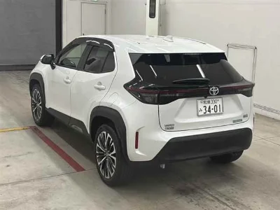 TOYOTA YARIS CROSS