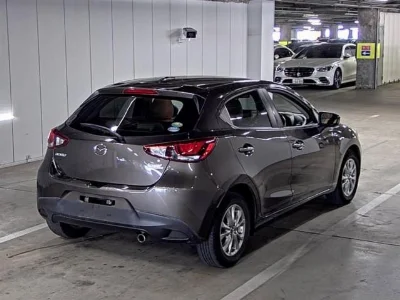 Статистика аукционов Mazda Demio