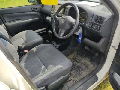 Toyota SUCCEED VAN