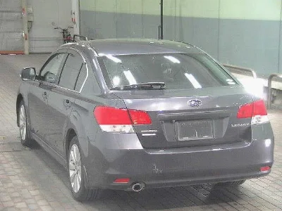 SUBARU LEGACY B4