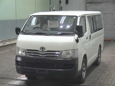TOYOTA REGIUS VAN