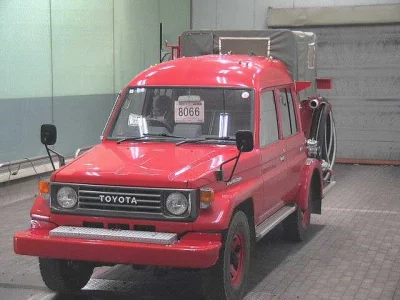 TOYOTA LAND CRUISER