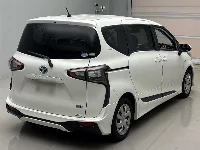 Цена авто Toyota Sienta с аукционов Японии, номер кузова NHP170G, пробег 59 000, оценка 8