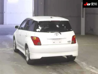 Toyota Ist