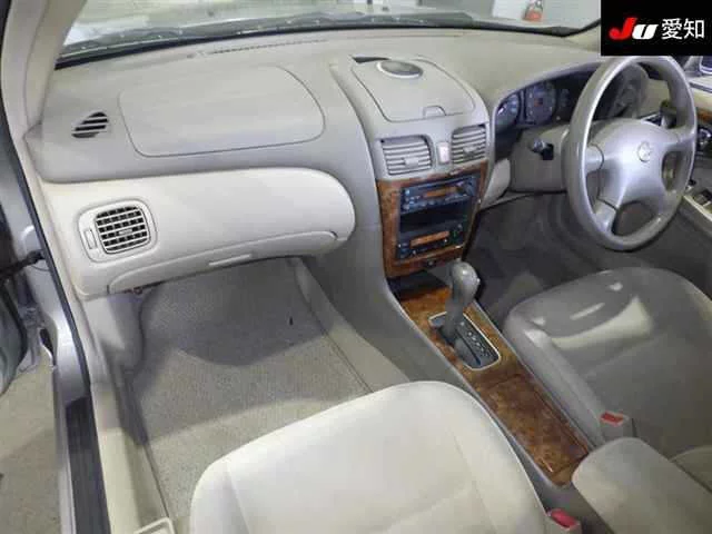 Nissan BLUEBIRD SYLPHY  с аукциона в Японии