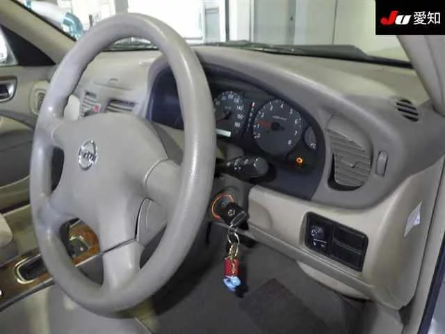 Nissan BLUEBIRD SYLPHY  с аукциона в Японии