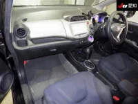 Цена авто Honda FIT HYBRID с аукционов Японии, номер кузова GP1, пробег 96 000, оценка 6