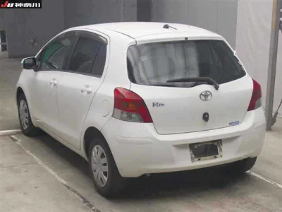 TOYOTA VITZ