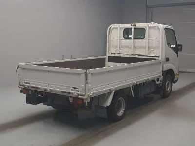TOYOTA DYNA