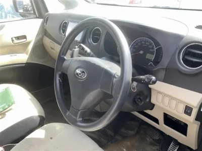 SUBARU LUCRA