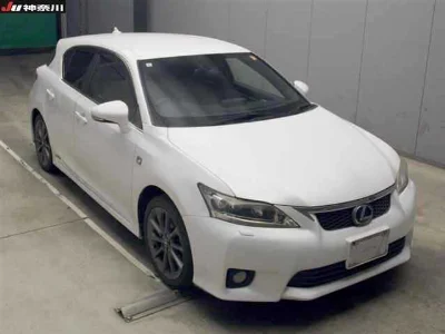 Lexus CT200h