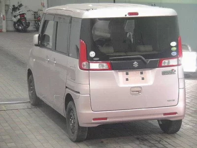 Suzuki Spacia