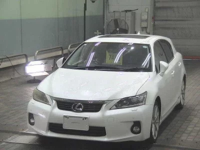 Lexus CT200h