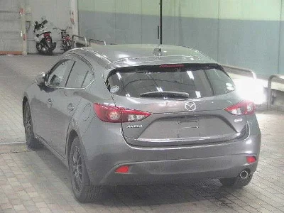 Статистика аукционов Mazda Axela