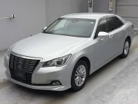 Цена авто Toyota Crown с аукционов Японии, номер кузова GRS211, пробег 108 000, оценка 8