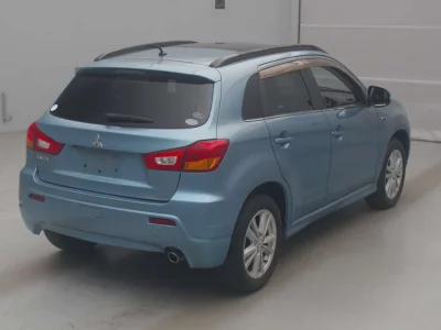 Mitsubishi RVR