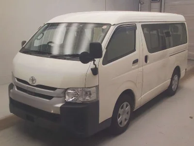 TOYOTA HIACE