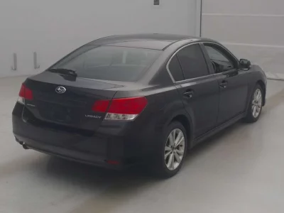 SUBARU LEGACY B4