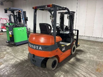 TOYOTA  FORKLIFT 