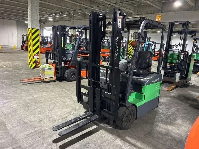 TOYOTA  FORKLIFT 