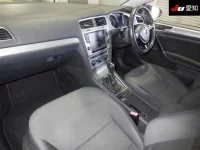 Цена авто Volkswagen Golf с аукционов Японии, номер кузова AUCJZ, пробег 99 000, оценка 8