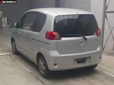 TOYOTA PORTE