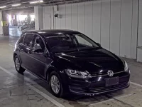 Цена авто Volkswagen Golf с аукционов Японии, номер кузова AUCJZ, пробег 143 000, оценка 8