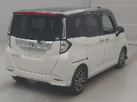 Цена авто Toyota Roomy с аукционов Японии, номер кузова M900A, пробег 41 000, оценка 8