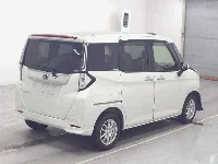 Цена авто Toyota Roomy с аукционов Японии, номер кузова M900A, пробег 8 000, оценка 