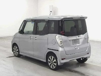 Mitsubishi eK X Space