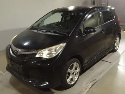 SUBARU TREZIA