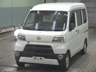 Toyota Pixis Van