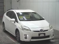Цена авто Toyota Prius с аукционов Японии, номер кузова ZVW30, пробег 266 000, оценка 4