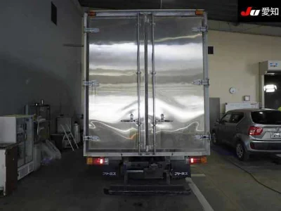 Nissan Atlas
