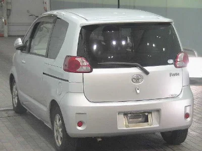 TOYOTA PORTE