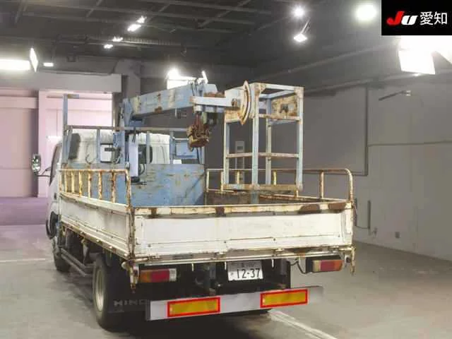 Hino DUTRO TRUCK  с аукциона в Японии
