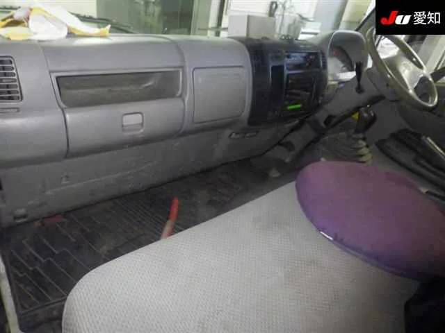 Hino DUTRO TRUCK  с аукциона в Японии