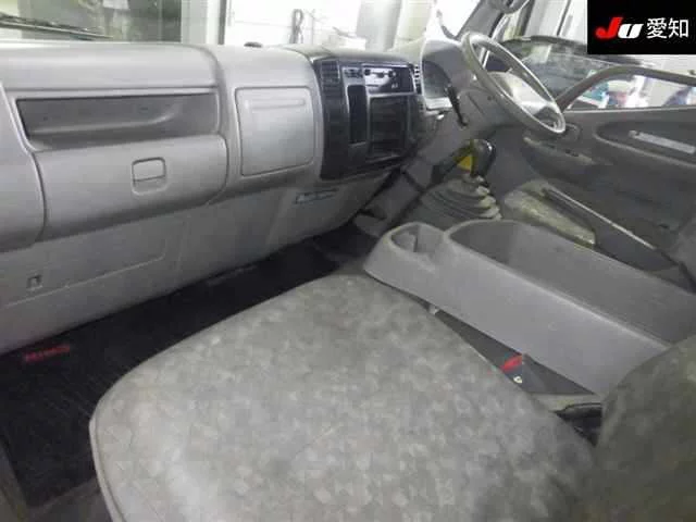 Hino DUTRO TRUCK  с аукциона в Японии