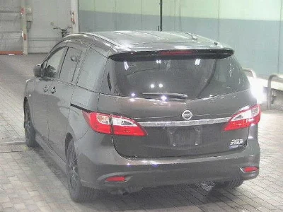 Статистика аукционов Nissan Lafesta