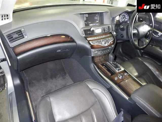 Nissan FUGA HYBRID  с аукциона в Японии