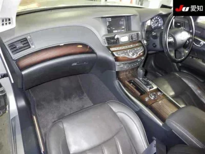 Nissan FUGA HYBRID