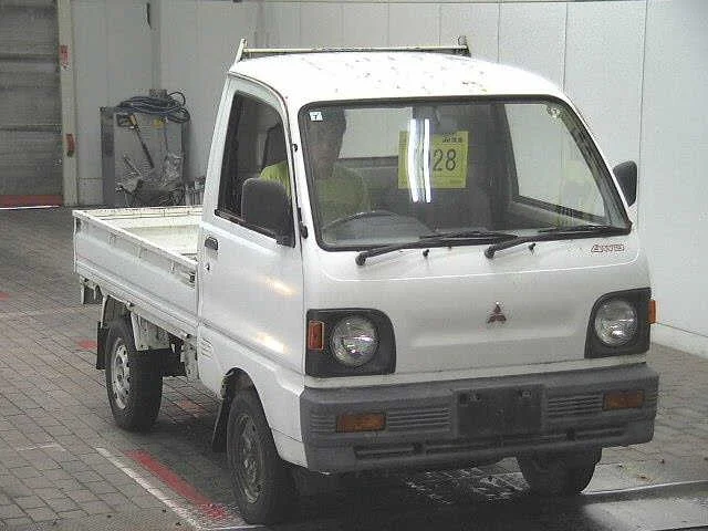 Mitsubishi Minicab  с аукциона в Японии