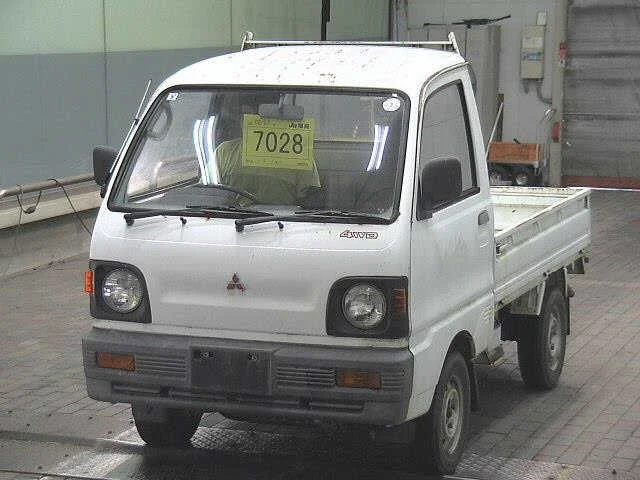 Mitsubishi Minicab  с аукциона в Японии