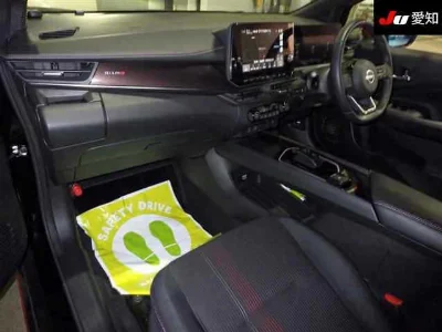 Nissan Aura